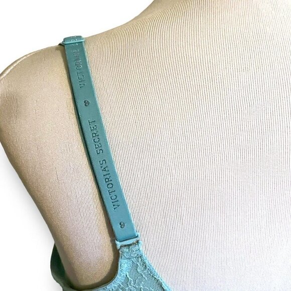 Victorias Secret 38C Lined Demi Bra Light Blue Lace Underwire Multi Way Straps - Picture 4 of 6